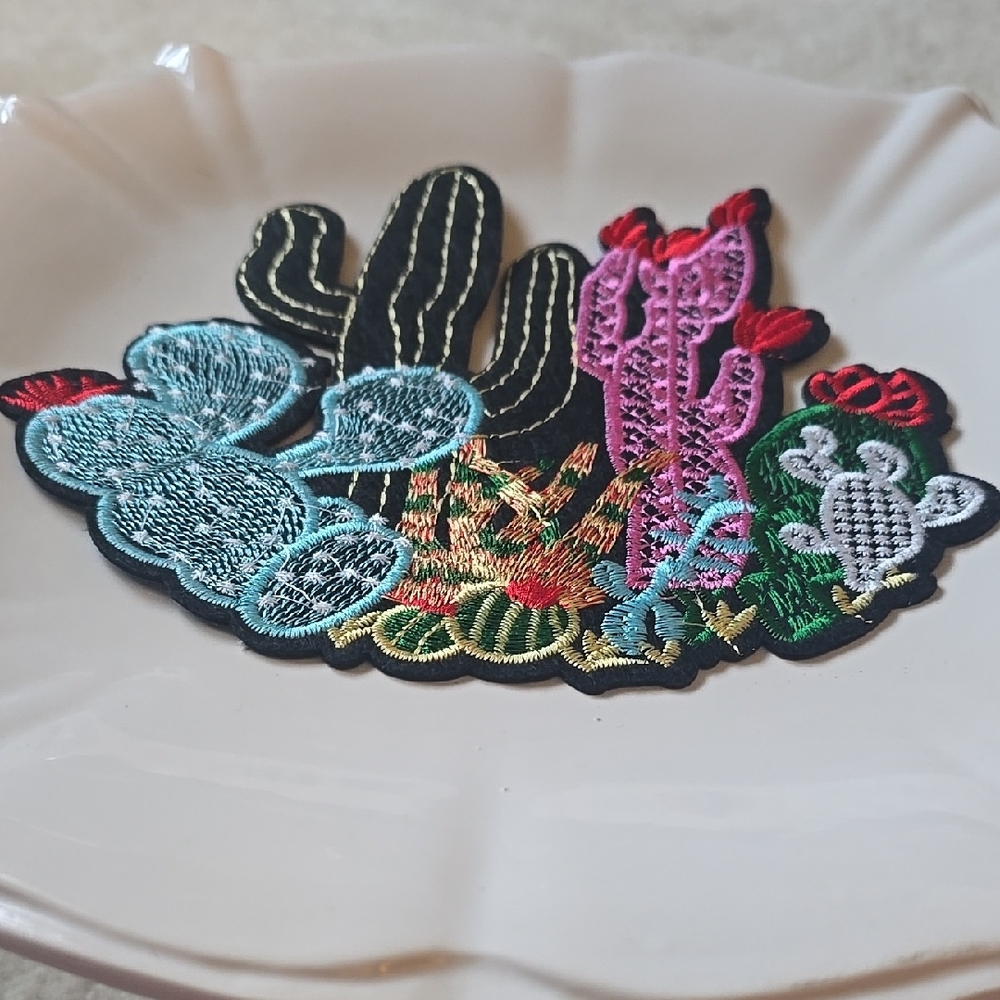 Colorful Cactus Embroidered Patch - Picture 3 of 3